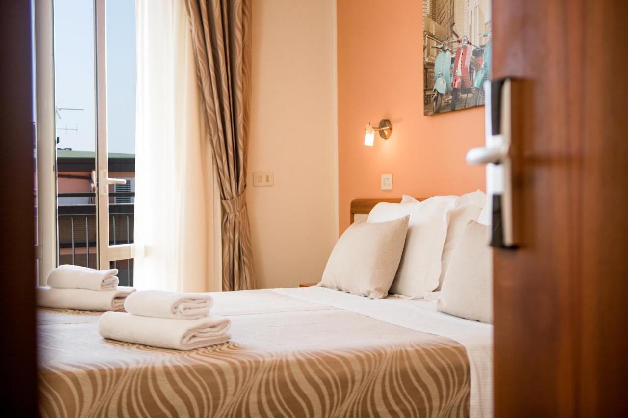 Unique Hotel Cesenatico Exterior photo